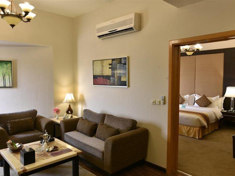 Aparthotel Boudl Al Maidan Ḩafar al Bāţin Esterno foto