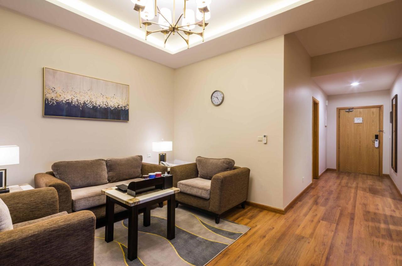 Aparthotel Boudl Al Maidan Ḩafar al Bāţin Esterno foto