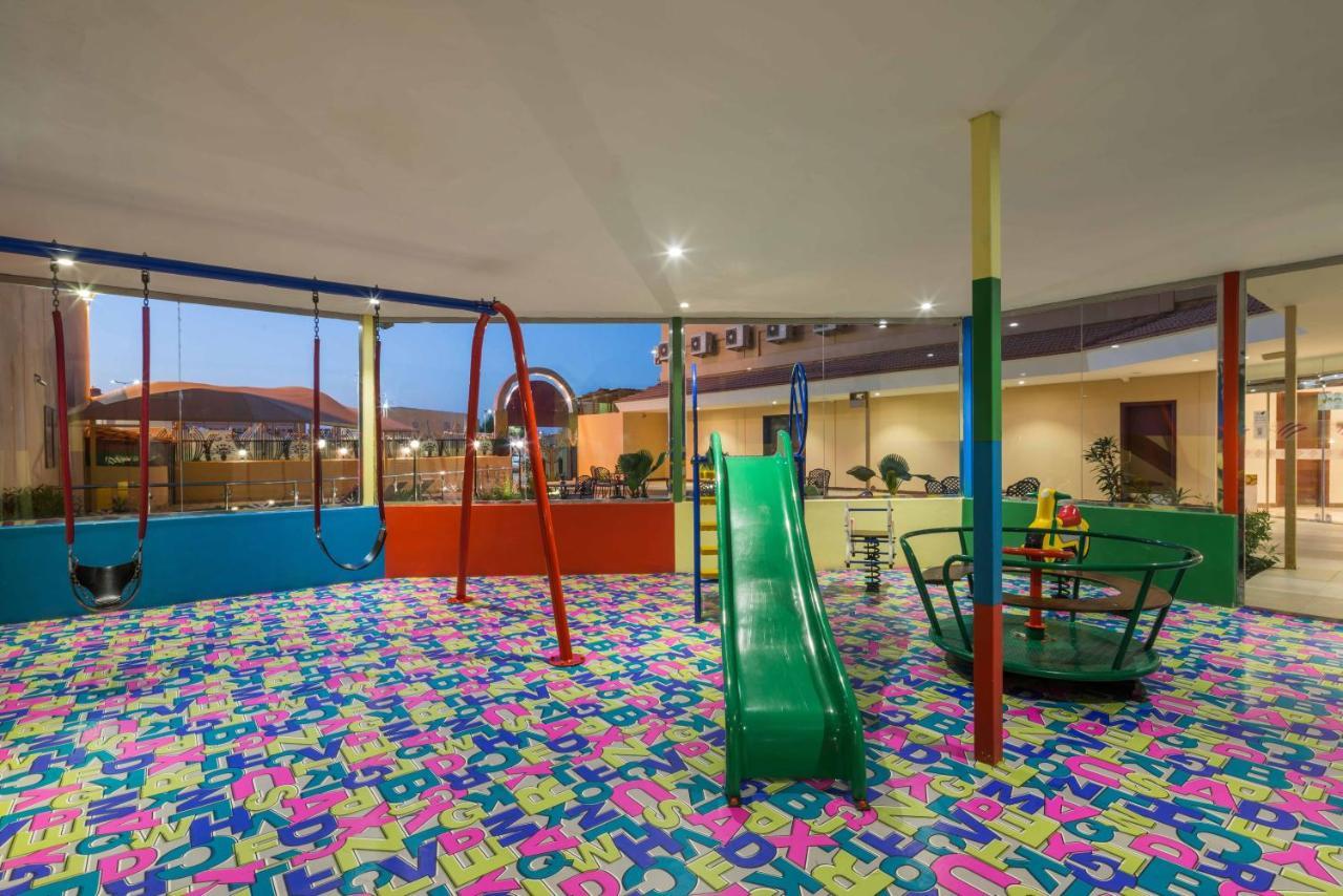 Aparthotel Boudl Al Maidan Ḩafar al Bāţin Esterno foto